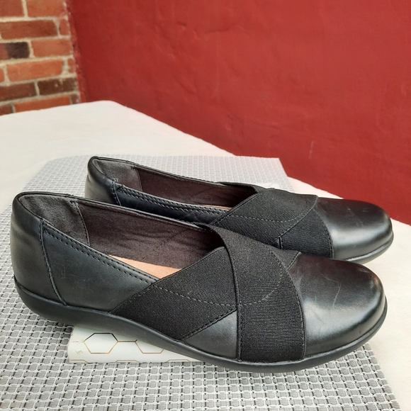Clarks Medora Jem Stretch Cross Strap Flats Slip On Comfort Loafers 7 Black - Picture 1 of 11